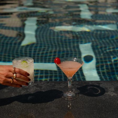Radisson Blu Zaffron Resort, Santorini (Adults Only) Kamari  Ngoại thất bức ảnh