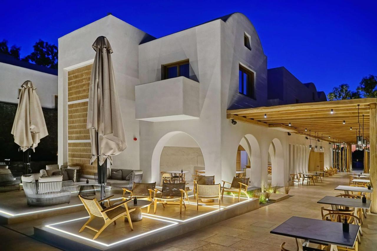 Radisson Blu Zaffron Resort, Santorini (Adults Only) Kamari  Ngoại thất bức ảnh