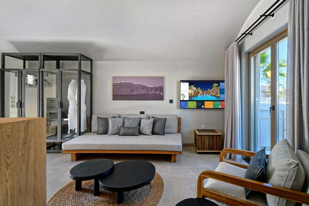 Radisson Blu Zaffron Resort, Santorini (Adults Only) Kamari  Ngoại thất bức ảnh