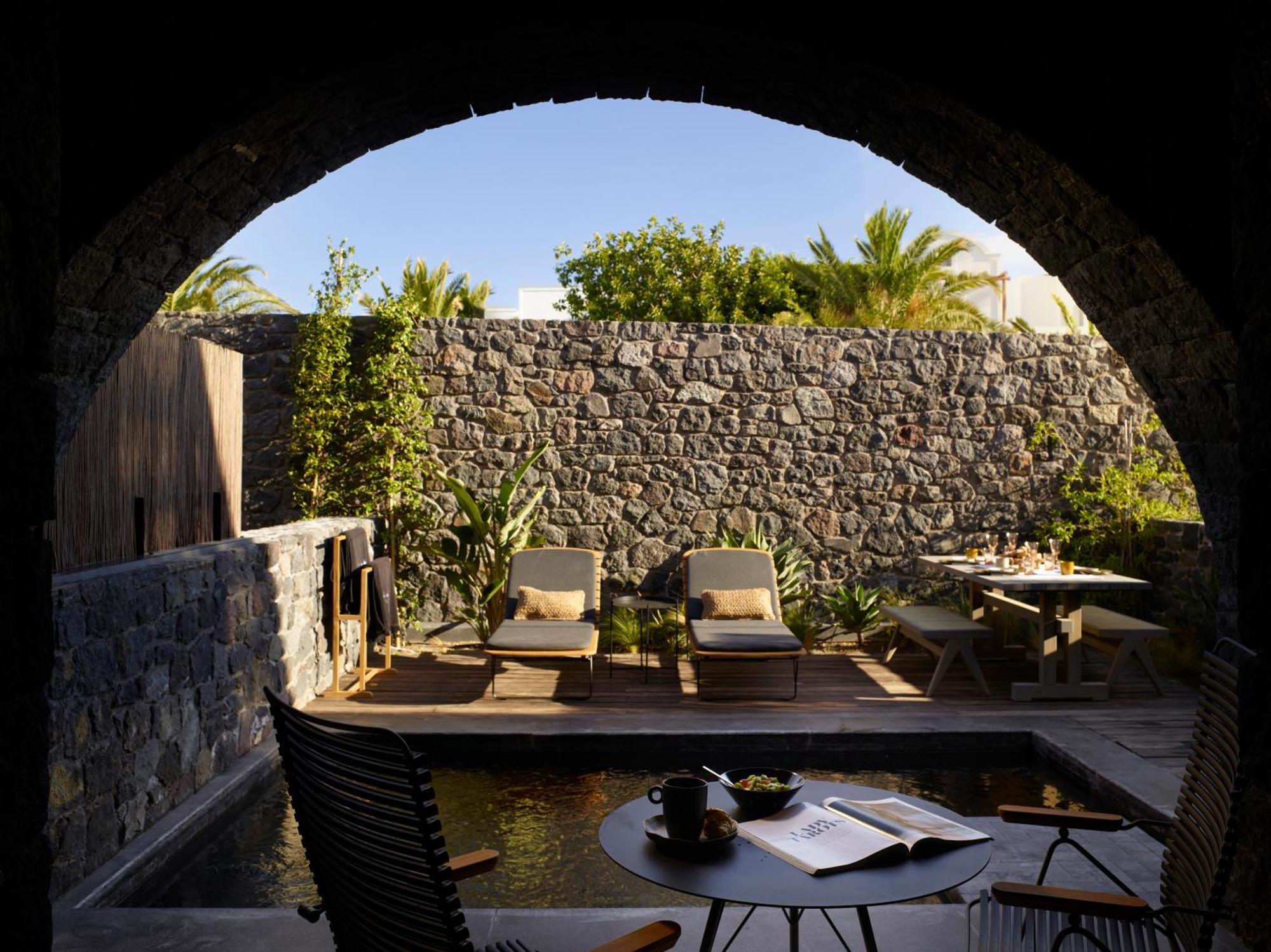 Radisson Blu Zaffron Resort, Santorini (Adults Only) Kamari  Phòng bức ảnh