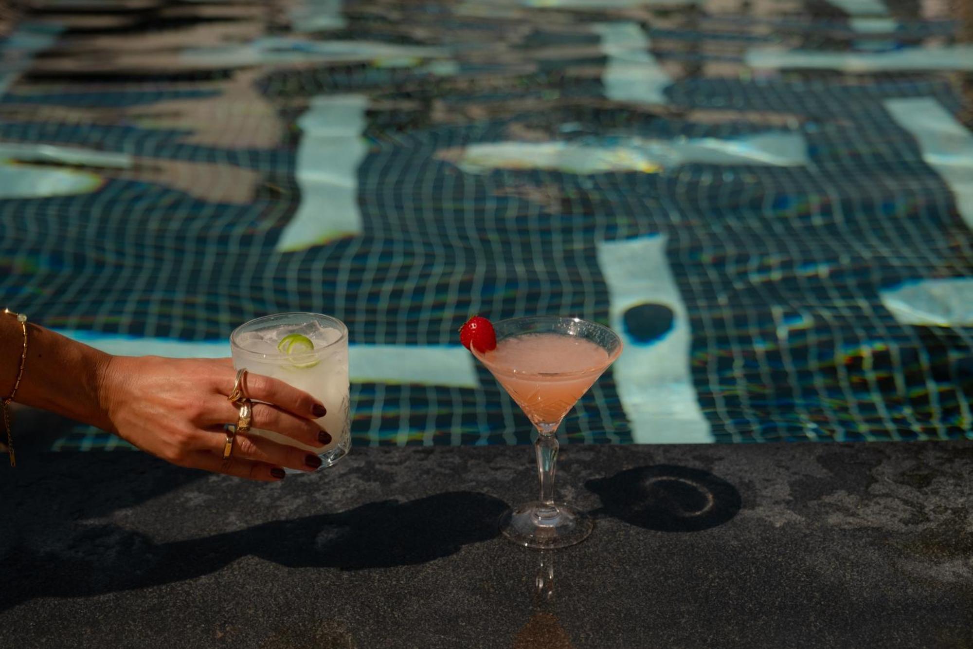 Radisson Blu Zaffron Resort, Santorini (Adults Only) Kamari  Ngoại thất bức ảnh