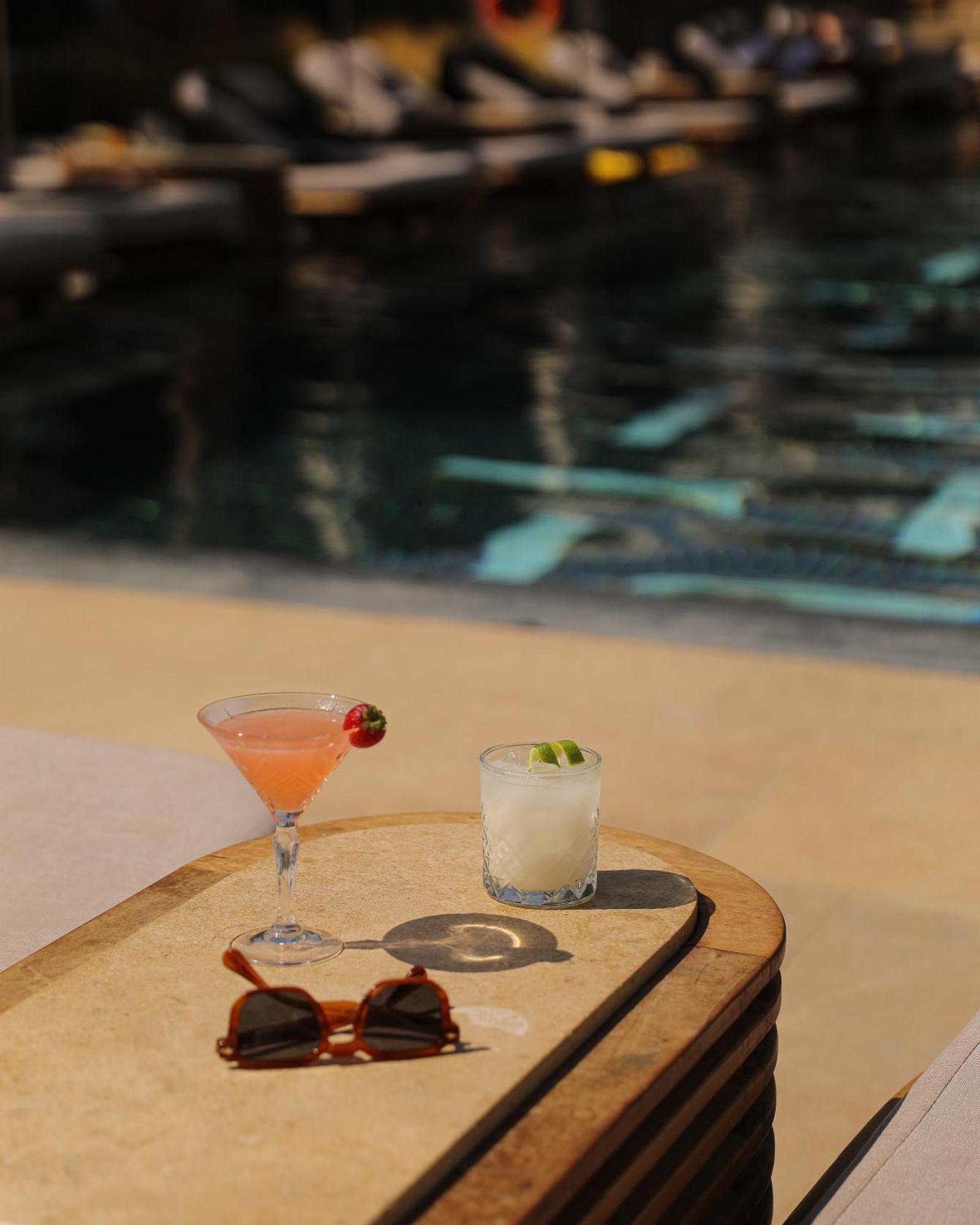 Radisson Blu Zaffron Resort, Santorini (Adults Only) Kamari  Ngoại thất bức ảnh